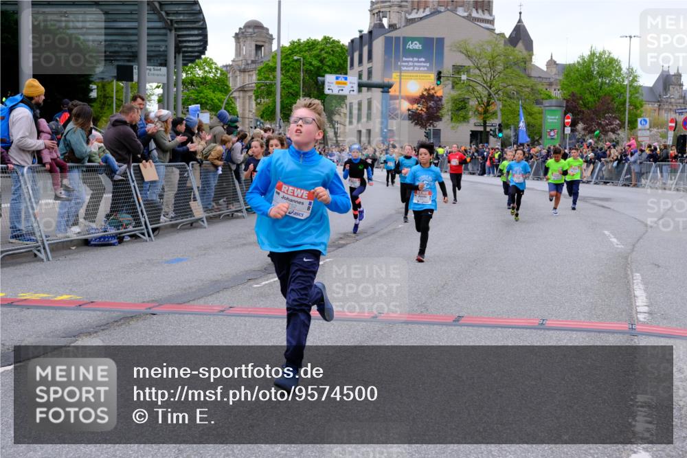 25.04.2026 - Das Zehntel Tim E. http://msf.ph/oto/9574500 25.04.2026 10:50:42 Ziel 5273, 5276, 5281, 5481, 5566, 5572, 5580, 5728, 5752, 5834, 5924, 6039, 6151, 6336, 6343, 6353, 6508, 6890, 6907, 6910, 6993, 7337 meine-sportfotos.de