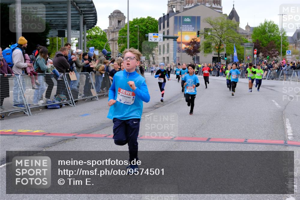 25.04.2026 - Das Zehntel Tim E. http://msf.ph/oto/9574501 25.04.2026 10:50:42 Ziel 5273, 5276, 5281, 5481, 5566, 5572, 5580, 5728, 5752, 5834, 5924, 6039, 6151, 6336, 6343, 6353, 6508, 6890, 6907, 6910, 6993, 7337 meine-sportfotos.de