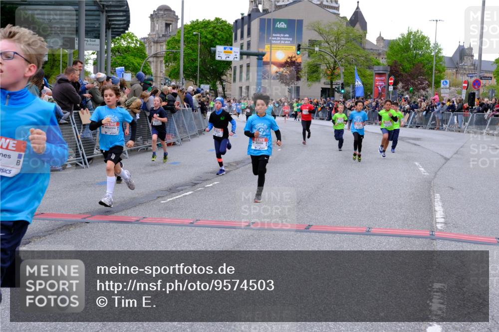 25.04.2026 - Das Zehntel Tim E. http://msf.ph/oto/9574503 25.04.2026 10:50:43 Ziel 5273, 5276, 5281, 5481, 5566, 5572, 5728, 5752, 5834, 5924, 6039, 6151, 6336, 6343, 6353, 6508, 6890, 6907, 6910, 6993, 7337 meine-sportfotos.de