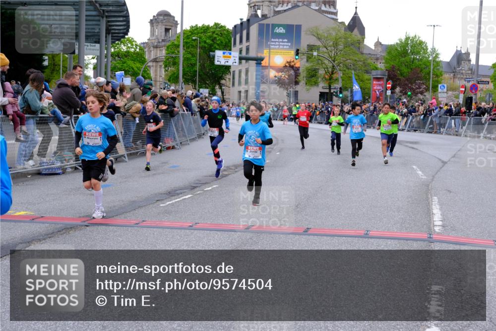 25.04.2026 - Das Zehntel Tim E. http://msf.ph/oto/9574504 25.04.2026 10:50:43 Ziel 5273, 5276, 5281, 5481, 5566, 5572, 5728, 5752, 5834, 5924, 6039, 6151, 6336, 6343, 6353, 6508, 6890, 6907, 6910, 6993, 7337 meine-sportfotos.de