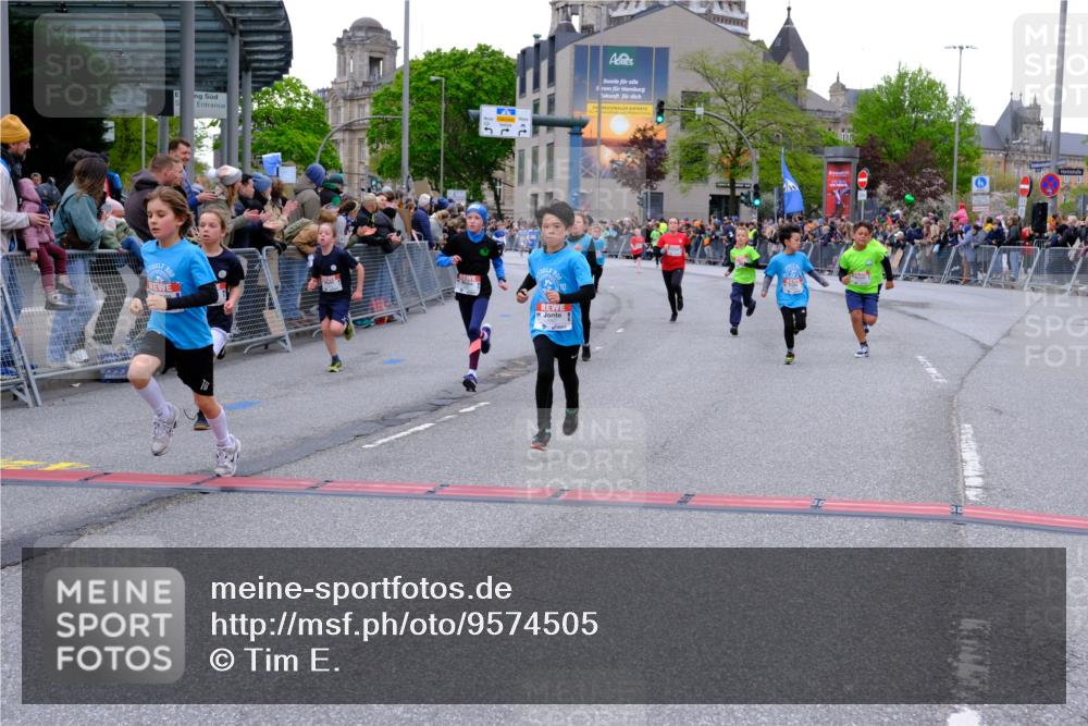 25.04.2026 - Das Zehntel Tim E. http://msf.ph/oto/9574505 25.04.2026 10:50:43 Ziel 5273, 5276, 5281, 5481, 5566, 5572, 5728, 5752, 5834, 5924, 6039, 6151, 6336, 6343, 6353, 6508, 6890, 6907, 6910, 6993, 7337 meine-sportfotos.de
