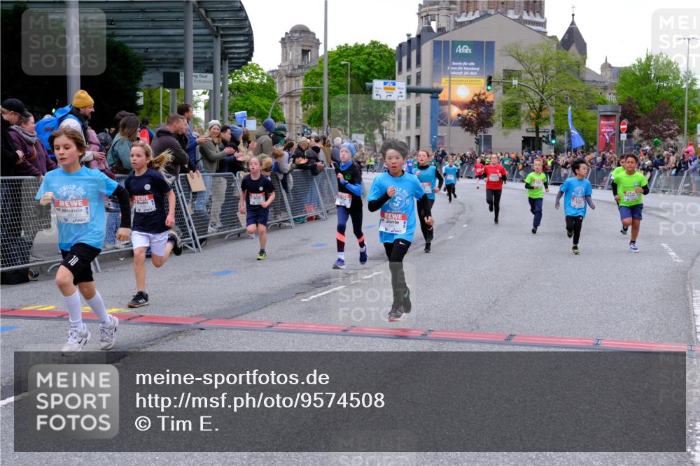 25.04.2026 - Das Zehntel Tim E. http://msf.ph/oto/9574508 25.04.2026 10:50:43 Ziel 5273, 5276, 5281, 5481, 5566, 5572, 5728, 5752, 5834, 5924, 6039, 6151, 6336, 6343, 6353, 6508, 6890, 6907, 6910, 6993, 7337 meine-sportfotos.de