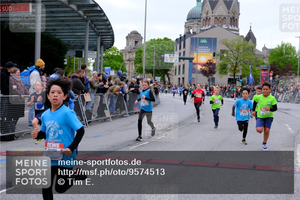 25.04.2026 - Das Zehntel Tim E. http://msf.ph/oto/9574513 25.04.2026 10:50:44 Ziel 5273, 5276, 5281, 5481, 5566, 5572, 5728, 5752, 5834, 6039, 6151, 6336, 6343, 6353, 6890, 6907, 6910, 7337 meine-sportfotos.de