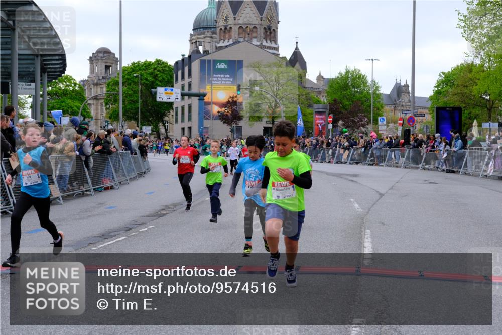 25.04.2026 - Das Zehntel Tim E. http://msf.ph/oto/9574516 25.04.2026 10:50:45 Ziel 5273, 5276, 5281, 5481, 5566, 5572, 5728, 5752, 5834, 6151, 6336, 6343, 6353, 6890, 6907, 6910, 6966, 6967, 7337 meine-sportfotos.de
