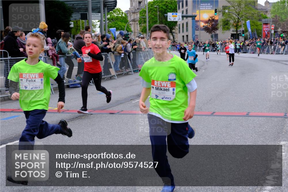25.04.2026 - Das Zehntel Tim E. http://msf.ph/oto/9574527 25.04.2026 10:50:46 Ziel 5273, 5276, 5281, 5481, 5566, 5572, 5728, 5752, 5834, 6151, 6336, 6343, 6353, 6890, 6907, 6910, 6966, 6967, 7337 meine-sportfotos.de