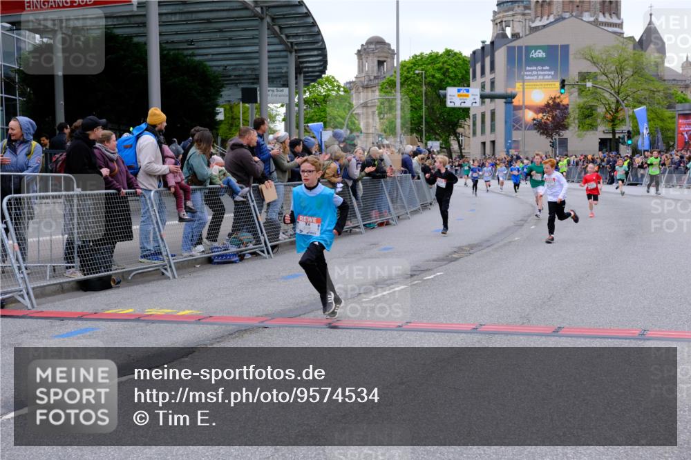 25.04.2026 - Das Zehntel Tim E. http://msf.ph/oto/9574534 25.04.2026 10:50:48 Ziel 5273, 5276, 5281, 5481, 5566, 5572, 5728, 5834, 6040, 6052, 6117, 6151, 6890, 6907, 6910, 6966, 6967, 7935, 7953 meine-sportfotos.de