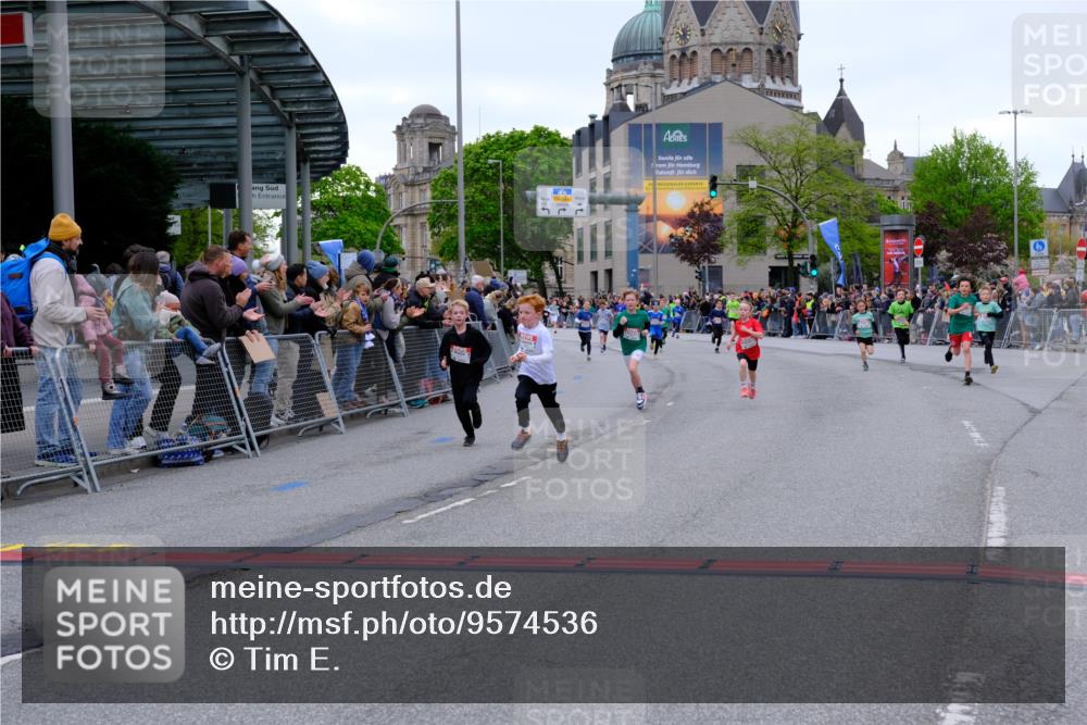 25.04.2026 - Das Zehntel Tim E. http://msf.ph/oto/9574536 25.04.2026 10:50:50 Ziel 5273, 5276, 5281, 5414, 5435, 5481, 5572, 5728, 5834, 6040, 6052, 6117, 6151, 6890, 6966, 6967, 7325, 7935, 7953 meine-sportfotos.de