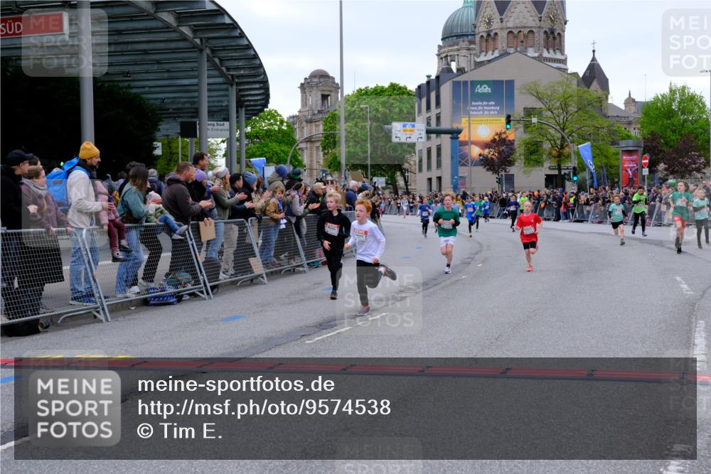 25.04.2026 - Das Zehntel Tim E. http://msf.ph/oto/9574538 25.04.2026 10:50:50 Ziel 5273, 5276, 5281, 5414, 5435, 5481, 5572, 5728, 5834, 6040, 6052, 6117, 6151, 6890, 6966, 6967, 7325, 7935, 7953 meine-sportfotos.de
