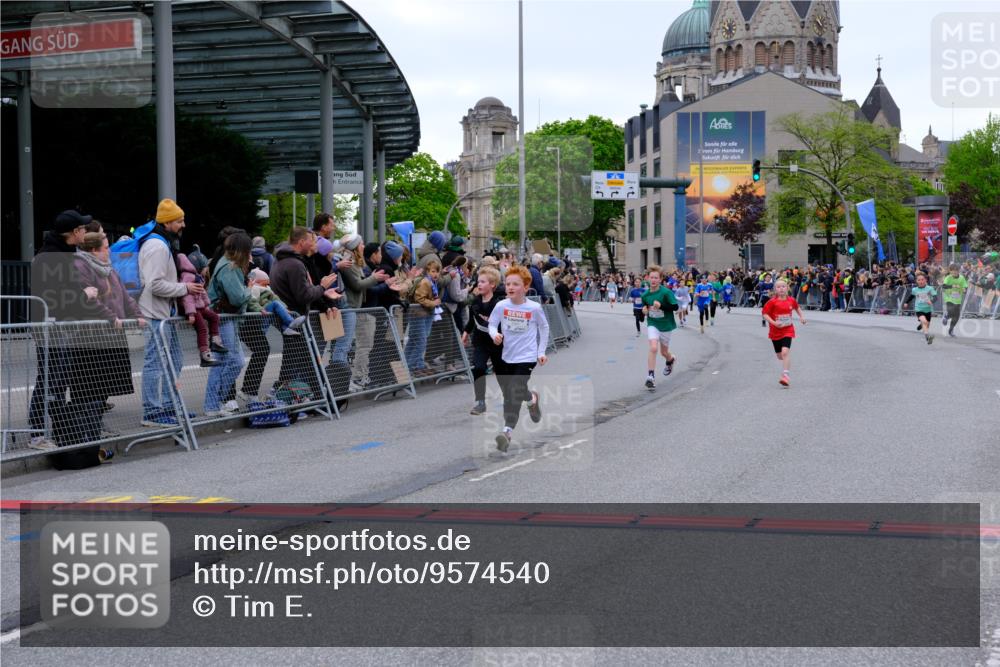 25.04.2026 - Das Zehntel Tim E. http://msf.ph/oto/9574540 25.04.2026 10:50:50 Ziel 5273, 5276, 5281, 5414, 5435, 5481, 5572, 5728, 5834, 6040, 6052, 6117, 6151, 6890, 6966, 6967, 7325, 7935, 7953 meine-sportfotos.de