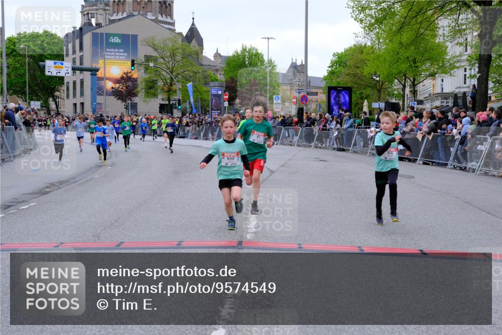 25.04.2026 - Das Zehntel Tim E. http://msf.ph/oto/9574549 25.04.2026 10:50:53 Ziel 5414, 5435, 5728, 6040, 6052, 6117, 6208, 6425, 6531, 6966, 6967, 7145, 7325, 7935, 7953 meine-sportfotos.de