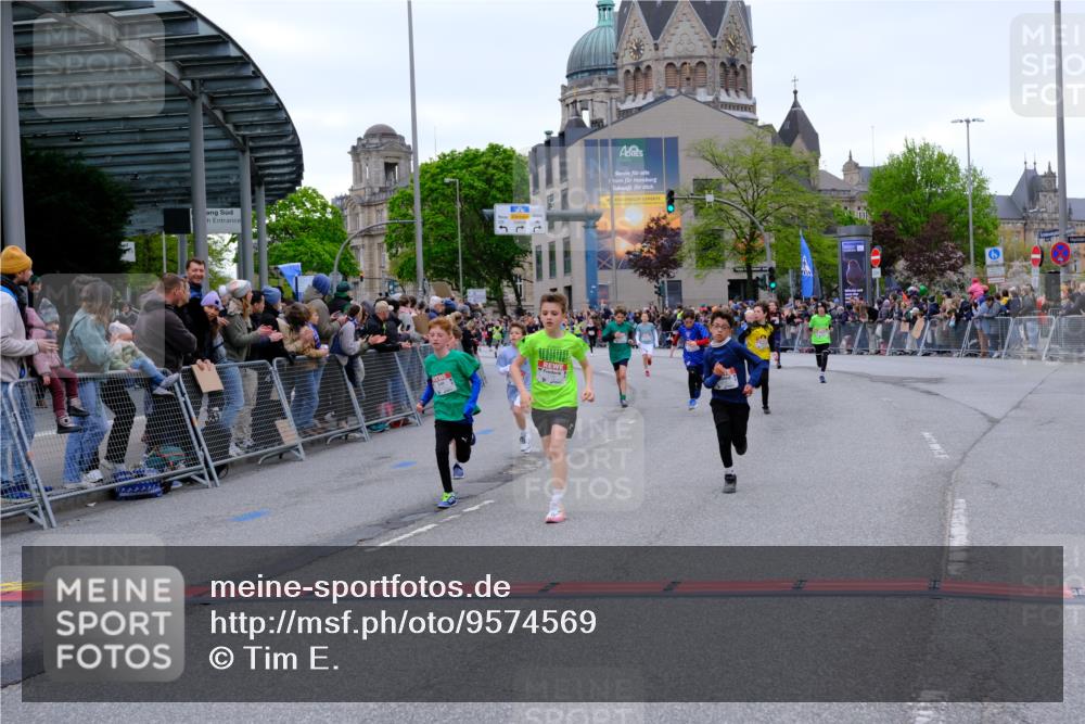 25.04.2026 - Das Zehntel Tim E. http://msf.ph/oto/9574569 25.04.2026 10:50:57 Ziel 5414, 5435, 6040, 6052, 6117, 6208, 6342, 6420, 6425, 6531, 6966, 6967, 7145, 7154, 7325, 7914, 7935, 7953, 8060, 8061 meine-sportfotos.de