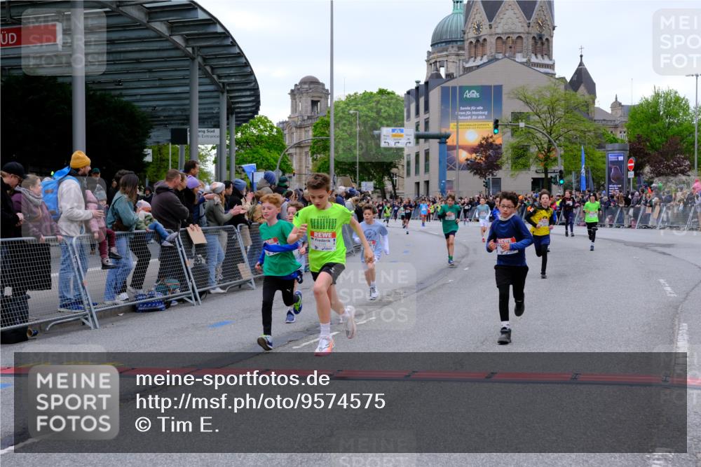 25.04.2026 - Das Zehntel Tim E. http://msf.ph/oto/9574575 25.04.2026 10:50:58 Ziel 5414, 5435, 6040, 6052, 6117, 6208, 6342, 6420, 6425, 6531, 7145, 7154, 7325, 7914, 7935, 7953, 8060, 8061 meine-sportfotos.de