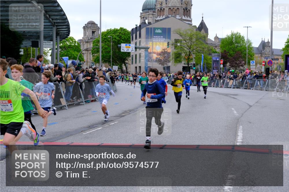25.04.2026 - Das Zehntel Tim E. http://msf.ph/oto/9574577 25.04.2026 10:50:59 Ziel 5414, 5435, 6040, 6052, 6117, 6208, 6342, 6420, 6425, 6531, 7145, 7154, 7325, 7585, 7914, 7935, 7953, 8060, 8061 meine-sportfotos.de