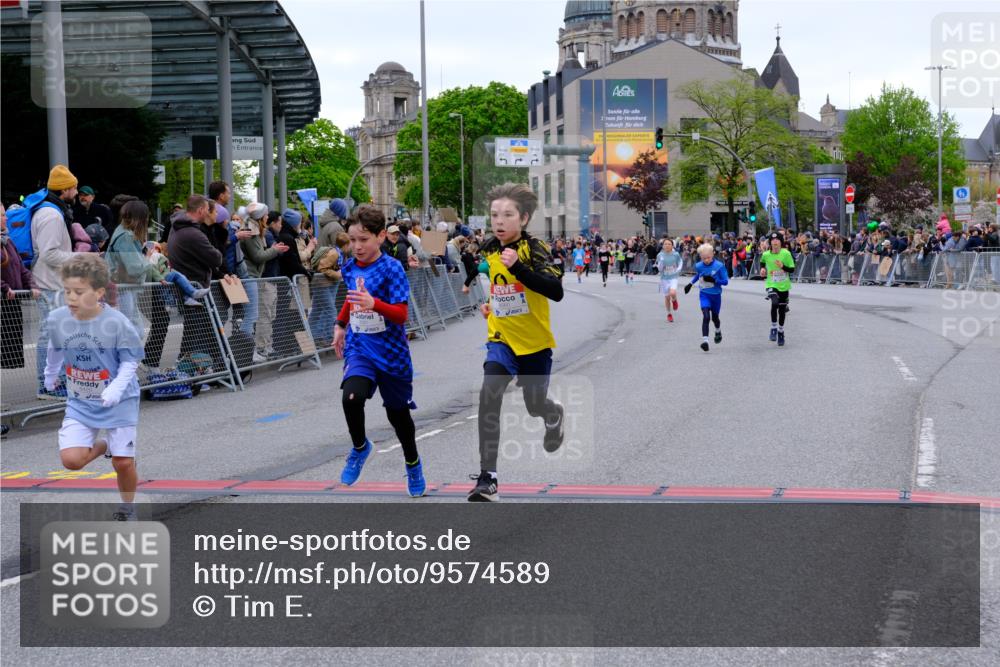 25.04.2026 - Das Zehntel Tim E. http://msf.ph/oto/9574589 25.04.2026 10:51:00 Ziel 5414, 5435, 6208, 6342, 6420, 6425, 6531, 6764, 7145, 7154, 7325, 7585, 7914, 8060, 8061 meine-sportfotos.de