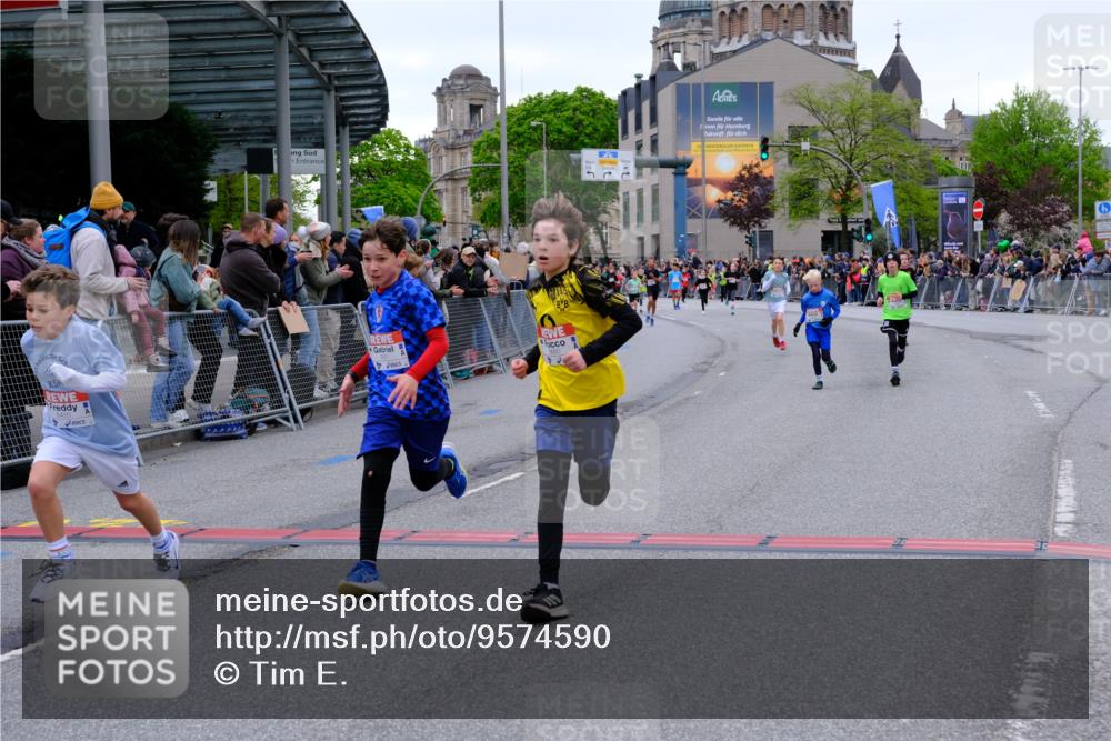 25.04.2026 - Das Zehntel Tim E. http://msf.ph/oto/9574590 25.04.2026 10:51:00 Ziel 5414, 5435, 6208, 6342, 6420, 6425, 6531, 6764, 7145, 7154, 7325, 7585, 7914, 8060, 8061 meine-sportfotos.de