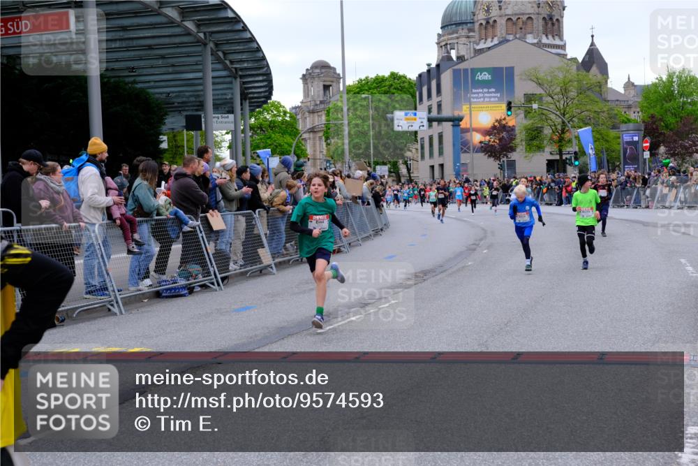 25.04.2026 - Das Zehntel Tim E. http://msf.ph/oto/9574593 25.04.2026 10:51:01 Ziel 5414, 5435, 6208, 6342, 6420, 6425, 6531, 6764, 7145, 7154, 7325, 7585, 7914, 8060, 8061 meine-sportfotos.de