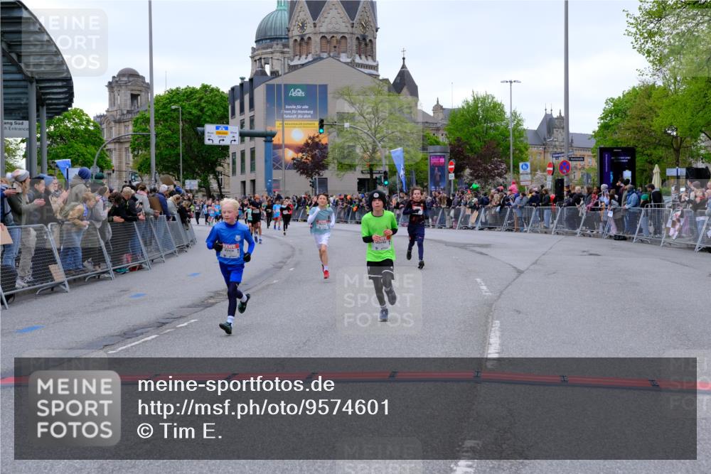 25.04.2026 - Das Zehntel Tim E. http://msf.ph/oto/9574601 25.04.2026 10:51:02 Ziel 5414, 5435, 6208, 6342, 6420, 6425, 6531, 6764, 7145, 7154, 7585, 7914, 8060, 8061 meine-sportfotos.de