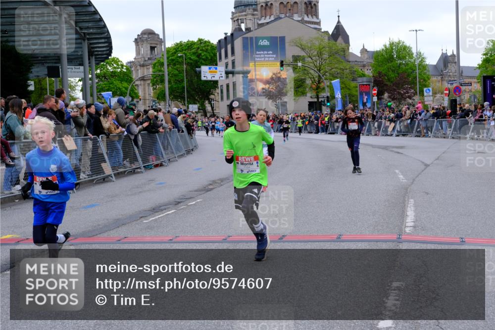 25.04.2026 - Das Zehntel Tim E. http://msf.ph/oto/9574607 25.04.2026 10:51:03 Ziel 6208, 6342, 6420, 6425, 6531, 6764, 7145, 7154, 7585, 7914, 8060, 8061 meine-sportfotos.de