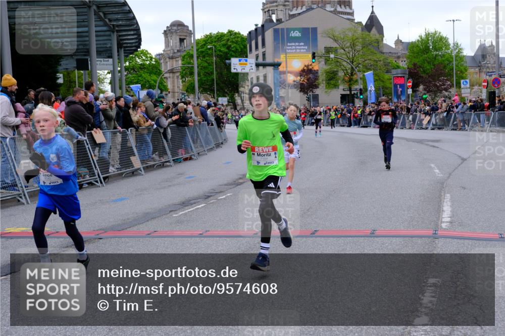 25.04.2026 - Das Zehntel Tim E. http://msf.ph/oto/9574608 25.04.2026 10:51:03 Ziel 6208, 6342, 6420, 6425, 6531, 6764, 7145, 7154, 7585, 7914, 8060, 8061 meine-sportfotos.de