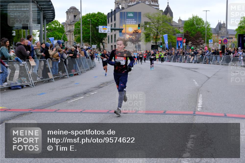 25.04.2026 - Das Zehntel Tim E. http://msf.ph/oto/9574622 25.04.2026 10:51:06 Ziel 5500, 5517, 5586, 6020, 6055, 6342, 6420, 6764, 7154, 7585, 7914, 8060, 8061 meine-sportfotos.de