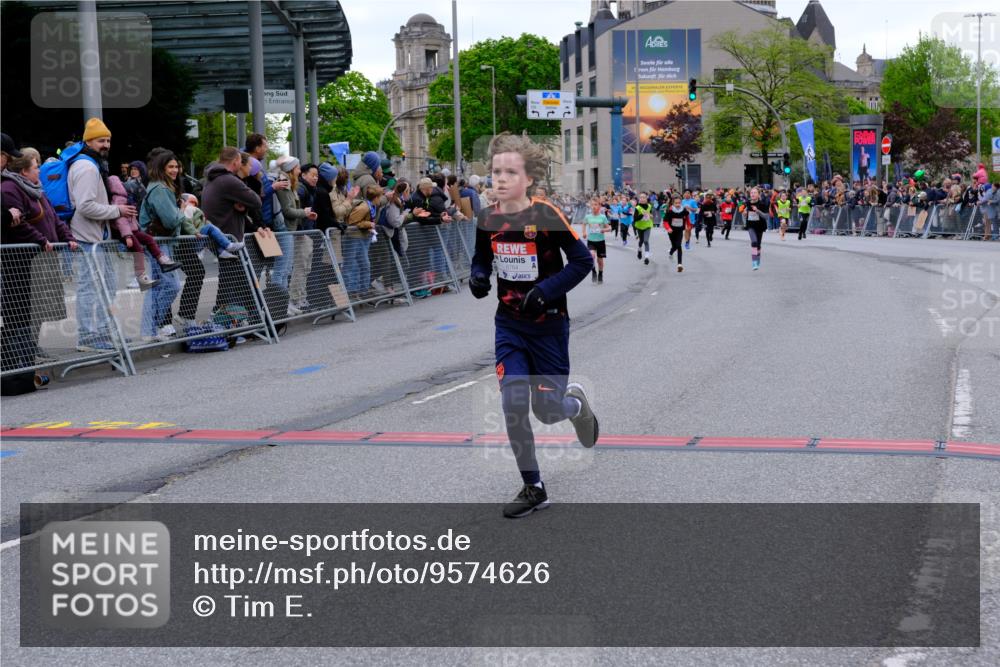 25.04.2026 - Das Zehntel Tim E. http://msf.ph/oto/9574626 25.04.2026 10:51:06 Ziel 5500, 5517, 5586, 6020, 6055, 6342, 6420, 6764, 7154, 7585, 7914, 8060, 8061 meine-sportfotos.de