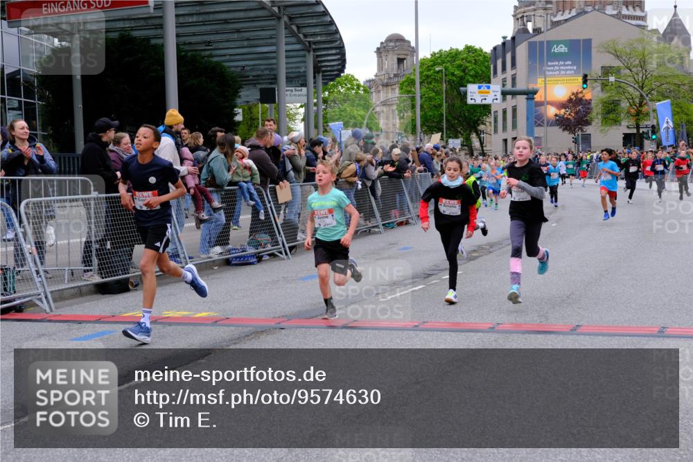 25.04.2026 - Das Zehntel Tim E. http://msf.ph/oto/9574630 25.04.2026 10:51:10 Ziel 5500, 5517, 5518, 5586, 5753, 5761, 6020, 6055, 6068, 6083, 6097, 6156, 6712, 6721, 6764, 6957, 7545, 7585 meine-sportfotos.de