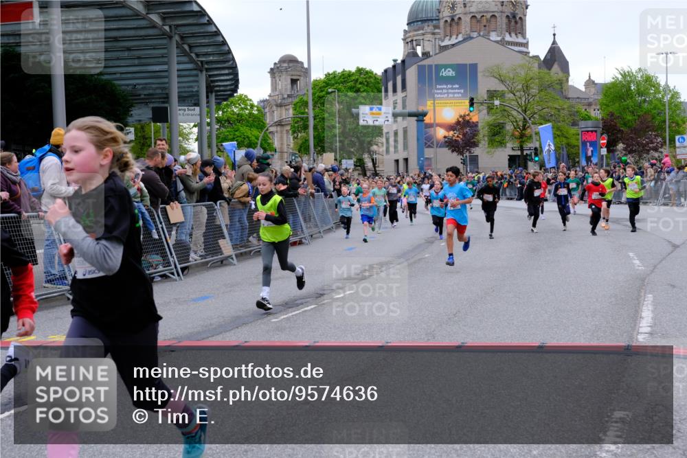 25.04.2026 - Das Zehntel Tim E. http://msf.ph/oto/9574636 25.04.2026 10:51:12 Ziel 5500, 5517, 5518, 5586, 5753, 5761, 6020, 6055, 6068, 6077, 6083, 6097, 6124, 6156, 6712, 6721, 6764, 6917, 6936, 6942, 6951, 6957, 7182, 7545, 7857, 7880, 7913, 7952, 7973 meine-sportfotos.de