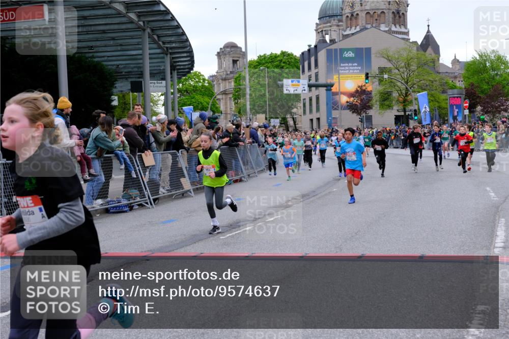 25.04.2026 - Das Zehntel Tim E. http://msf.ph/oto/9574637 25.04.2026 10:51:12 Ziel 5500, 5517, 5518, 5586, 5753, 5761, 6020, 6055, 6068, 6077, 6083, 6097, 6124, 6156, 6712, 6721, 6764, 6917, 6936, 6942, 6951, 6957, 7182, 7545, 7857, 7880, 7913, 7952, 7973 meine-sportfotos.de