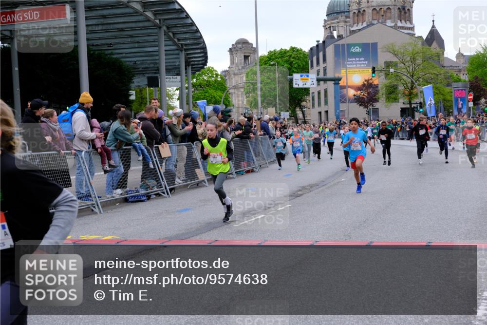 25.04.2026 - Das Zehntel Tim E. http://msf.ph/oto/9574638 25.04.2026 10:51:12 Ziel 5500, 5517, 5518, 5586, 5753, 5761, 6020, 6055, 6068, 6077, 6083, 6097, 6124, 6156, 6712, 6721, 6764, 6917, 6936, 6942, 6951, 6957, 7182, 7545, 7857, 7880, 7913, 7952, 7973 meine-sportfotos.de