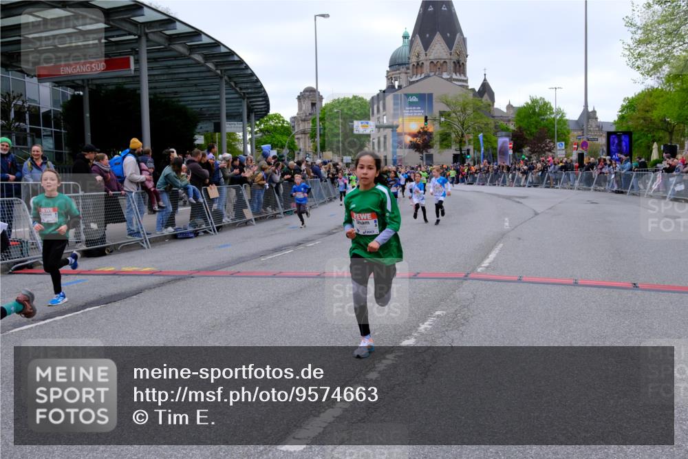 25.04.2026 - Das Zehntel Tim E. http://msf.ph/oto/9574663 25.04.2026 10:51:20 Ziel 5120, 5415, 5518, 5550, 5688, 5753, 5761, 6068, 6077, 6083, 6097, 6124, 6156, 6350, 6687, 6712, 6721, 6908, 6917, 6936, 6942, 6951, 7158, 7182, 7321, 7545, 7723, 7729, 7857, 7880, 7900, 7910, 7911, 7913, 7952, 7973, 8023, 8039 meine-sportfotos.de