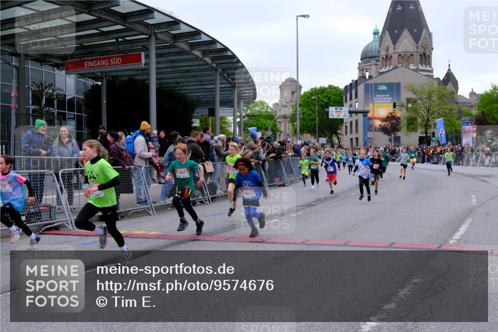 25.04.2026 - Das Zehntel Tim E. http://msf.ph/oto/9574676 25.04.2026 10:51:25 Ziel 5120, 5415, 5550, 5688, 5794, 5838, 6088, 6350, 6659, 6687, 6691, 6908, 7073, 7158, 7169, 7178, 7186, 7321, 7332, 7590, 7719, 7723, 7729, 7900, 7910, 7911, 7946, 7981, 8023, 8039 meine-sportfotos.de