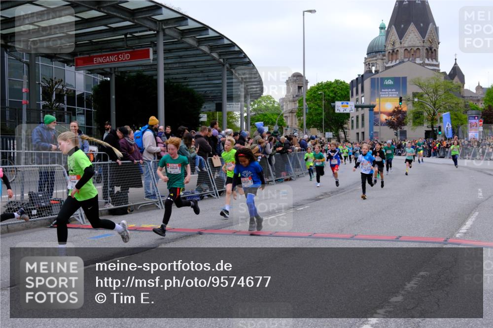 25.04.2026 - Das Zehntel Tim E. http://msf.ph/oto/9574677 25.04.2026 10:51:25 Ziel 5120, 5415, 5550, 5688, 5794, 5838, 6088, 6350, 6659, 6687, 6691, 6908, 7073, 7158, 7169, 7178, 7186, 7321, 7332, 7590, 7719, 7723, 7729, 7900, 7910, 7911, 7946, 7981, 8023, 8039 meine-sportfotos.de