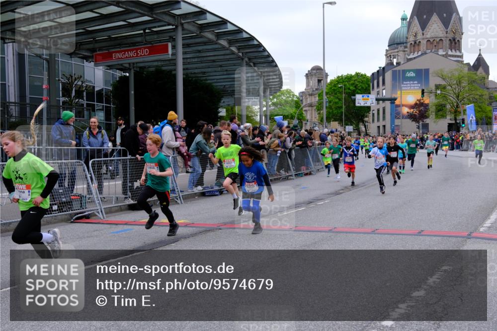 25.04.2026 - Das Zehntel Tim E. http://msf.ph/oto/9574679 25.04.2026 10:51:25 Ziel 5120, 5415, 5550, 5688, 5794, 5838, 6088, 6350, 6659, 6687, 6691, 6908, 7073, 7158, 7169, 7178, 7186, 7321, 7332, 7590, 7719, 7723, 7729, 7900, 7910, 7911, 7946, 7981, 8023, 8039 meine-sportfotos.de