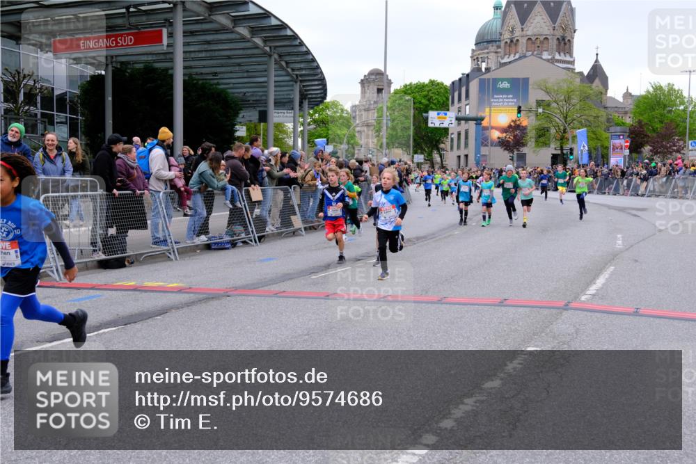25.04.2026 - Das Zehntel Tim E. http://msf.ph/oto/9574686 25.04.2026 10:51:26 Ziel 5251, 5550, 5688, 5794, 5838, 6088, 6350, 6659, 6691, 6908, 7073, 7158, 7169, 7178, 7186, 7321, 7332, 7590, 7719, 7723, 7729, 7900, 7911, 7946, 7957, 7981, 8023, 8039 meine-sportfotos.de