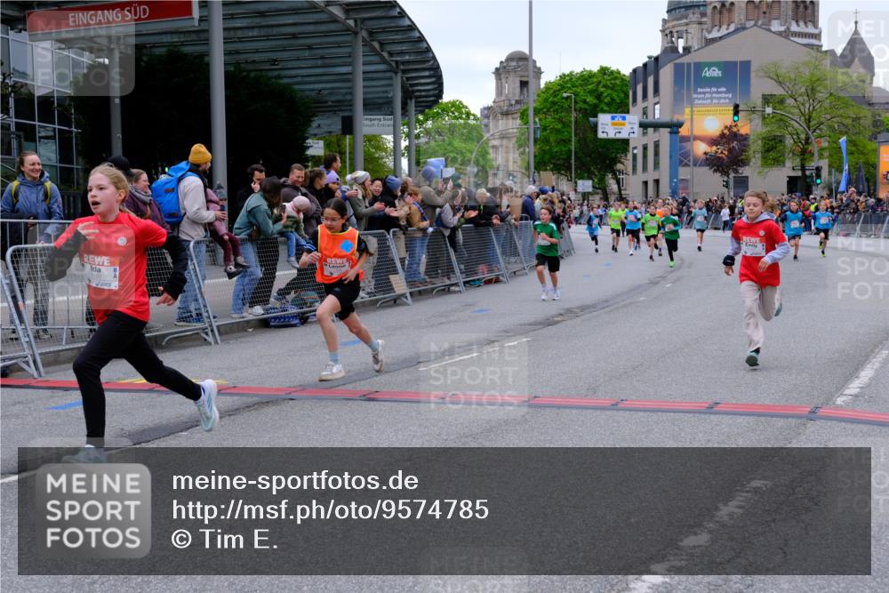 25.04.2026 - Das Zehntel Tim E. http://msf.ph/oto/9574785 25.04.2026 10:51:40 Ziel 5362, 5396, 5433, 5492, 5526, 5551, 5575, 5733, 5782, 5823, 6136, 6139, 6142, 6532, 6550, 6822, 7100, 7126, 7136, 7150, 7246, 7254, 7300, 7388, 7909 meine-sportfotos.de