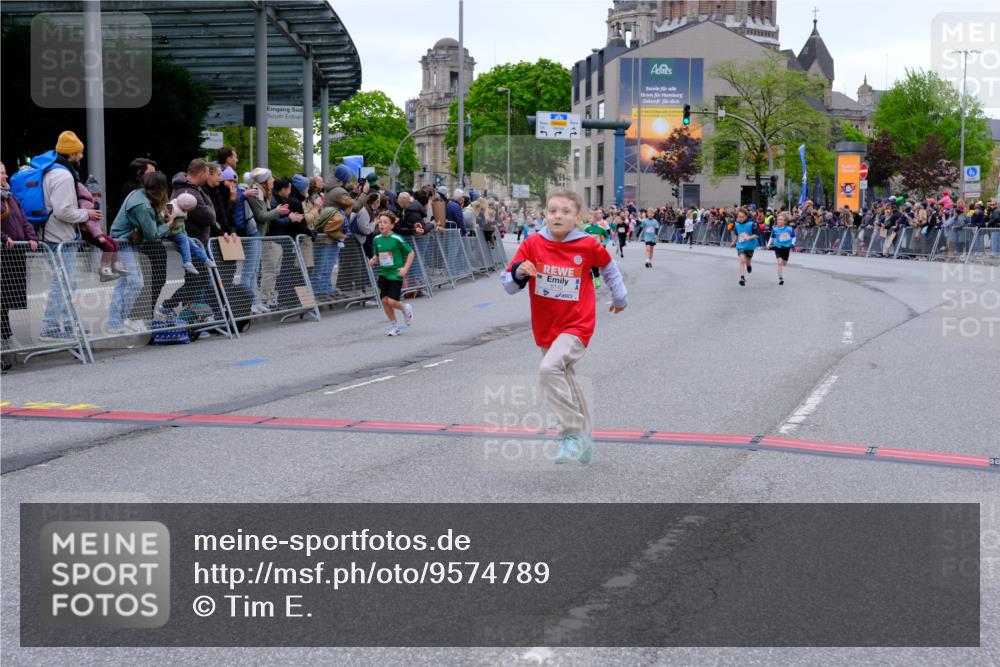 25.04.2026 - Das Zehntel Tim E. http://msf.ph/oto/9574789 25.04.2026 10:51:41 Ziel 5492, 5526, 5551, 5575, 5733, 5782, 5820, 5823, 6078, 6136, 6139, 6142, 6532, 6550, 6822, 7100, 7126, 7150, 7246, 7254, 7300, 7388, 7909 meine-sportfotos.de