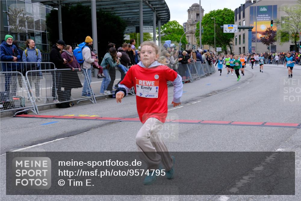25.04.2026 - Das Zehntel Tim E. http://msf.ph/oto/9574795 25.04.2026 10:51:41 Ziel 5492, 5526, 5551, 5575, 5733, 5782, 5820, 5823, 6078, 6136, 6139, 6142, 6532, 6550, 6822, 7100, 7126, 7150, 7246, 7254, 7300, 7388, 7909 meine-sportfotos.de