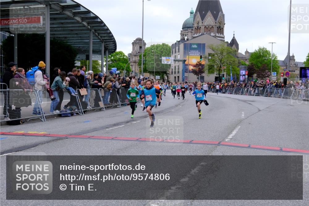 25.04.2026 - Das Zehntel Tim E. http://msf.ph/oto/9574806 25.04.2026 10:51:44 Ziel 5484, 5526, 5551, 5733, 5782, 5820, 5823, 6064, 6078, 6136, 6139, 6142, 6250, 6424, 7103, 7150, 7246, 7300, 7388, 7909, 8044 meine-sportfotos.de