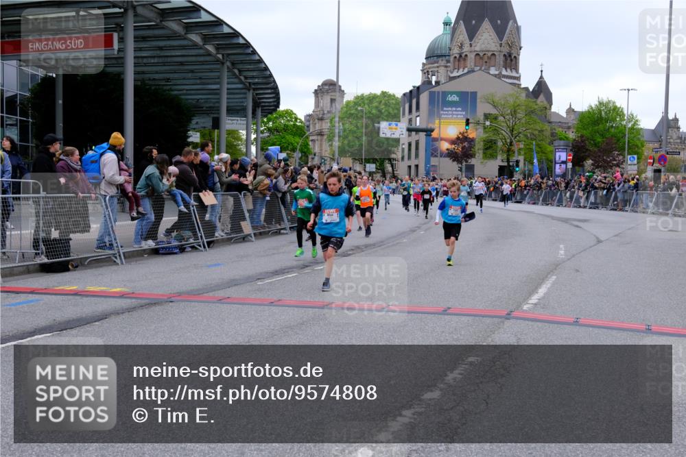 25.04.2026 - Das Zehntel Tim E. http://msf.ph/oto/9574808 25.04.2026 10:51:44 Ziel 5484, 5526, 5551, 5733, 5782, 5820, 5823, 6064, 6078, 6136, 6139, 6142, 6250, 6424, 7103, 7150, 7246, 7300, 7388, 7909, 8044 meine-sportfotos.de