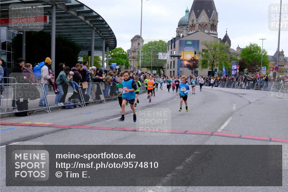 25.04.2026 - Das Zehntel Tim E. http://msf.ph/oto/9574810 25.04.2026 10:51:44 Ziel 5484, 5526, 5551, 5733, 5782, 5820, 5823, 6064, 6078, 6136, 6139, 6142, 6250, 6424, 7103, 7150, 7246, 7300, 7388, 7909, 8044 meine-sportfotos.de
