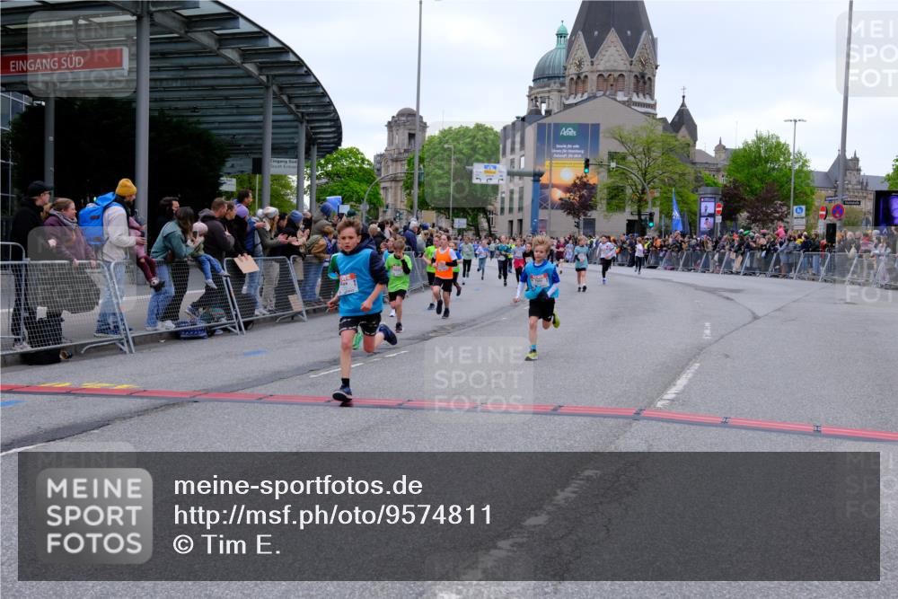 25.04.2026 - Das Zehntel Tim E. http://msf.ph/oto/9574811 25.04.2026 10:51:44 Ziel 5484, 5526, 5551, 5733, 5782, 5820, 5823, 6064, 6078, 6136, 6139, 6142, 6250, 6424, 7103, 7150, 7246, 7300, 7388, 7909, 8044 meine-sportfotos.de