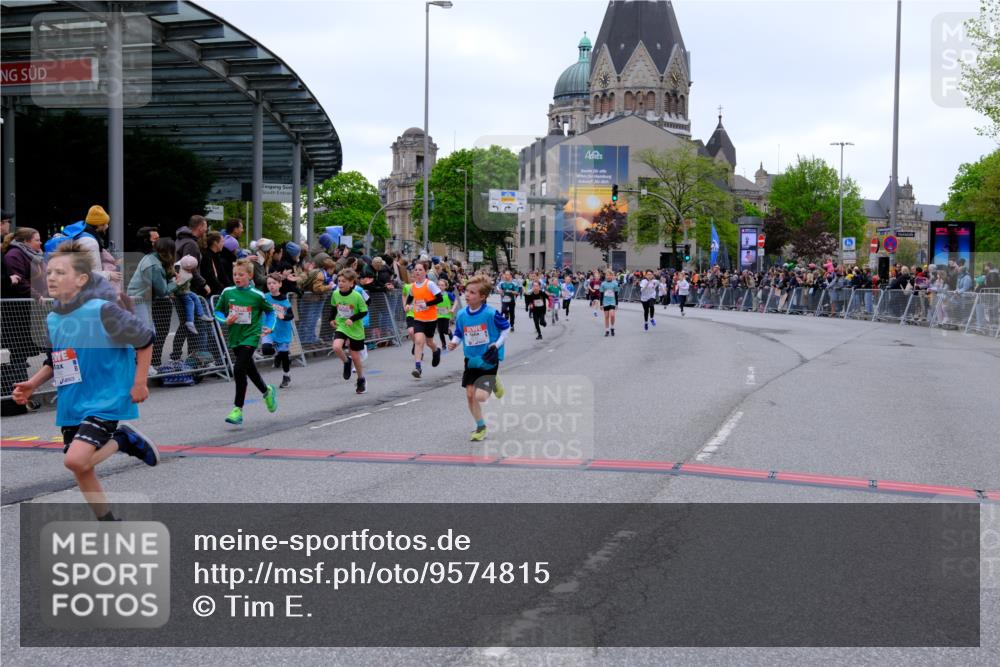 25.04.2026 - Das Zehntel Tim E. http://msf.ph/oto/9574815 25.04.2026 10:51:45 Ziel 5089, 5484, 5526, 5551, 5733, 5782, 5820, 5823, 6064, 6078, 6136, 6139, 6142, 6250, 6424, 7103, 7150, 7300, 7388, 8044 meine-sportfotos.de