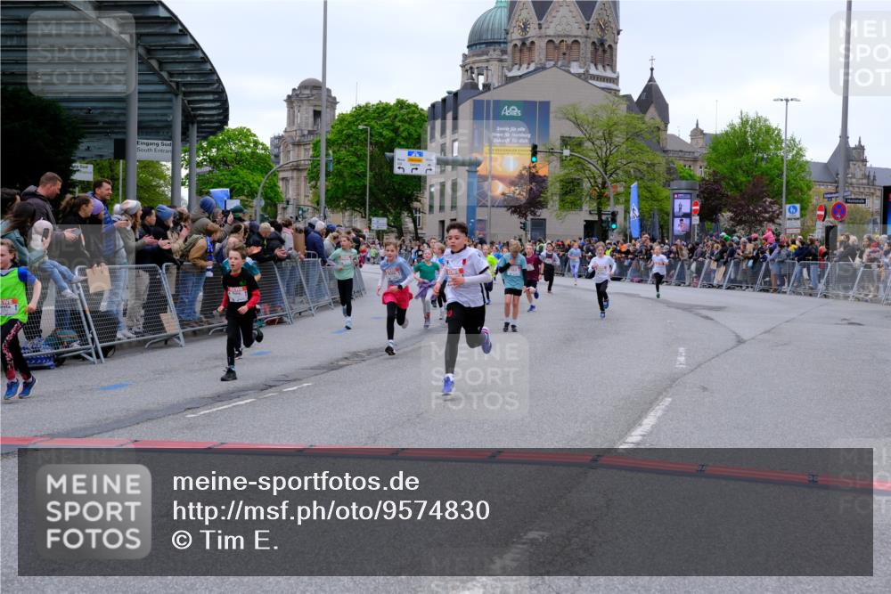 25.04.2026 - Das Zehntel Tim E. http://msf.ph/oto/9574830 25.04.2026 10:51:48 Ziel 5067, 5089, 5484, 5526, 5551, 5733, 5782, 5820, 5823, 6064, 6078, 6100, 6250, 6424, 7103, 7208, 7252, 7300, 7603, 7700, 7721, 7897, 7963, 8044, 8050 meine-sportfotos.de