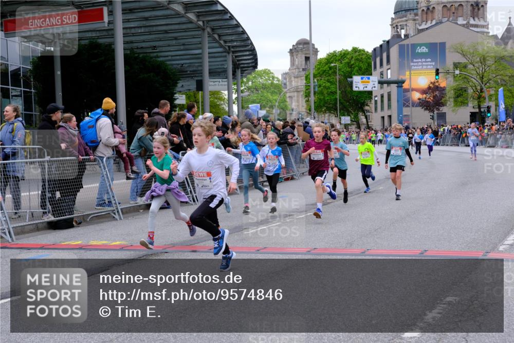 25.04.2026 - Das Zehntel Tim E. http://msf.ph/oto/9574846 25.04.2026 10:51:52 Ziel 5067, 5089, 5484, 5820, 5823, 6064, 6078, 6100, 6250, 6424, 6426, 7103, 7208, 7252, 7300, 7591, 7603, 7700, 7721, 7897, 7963, 8044, 8050 meine-sportfotos.de