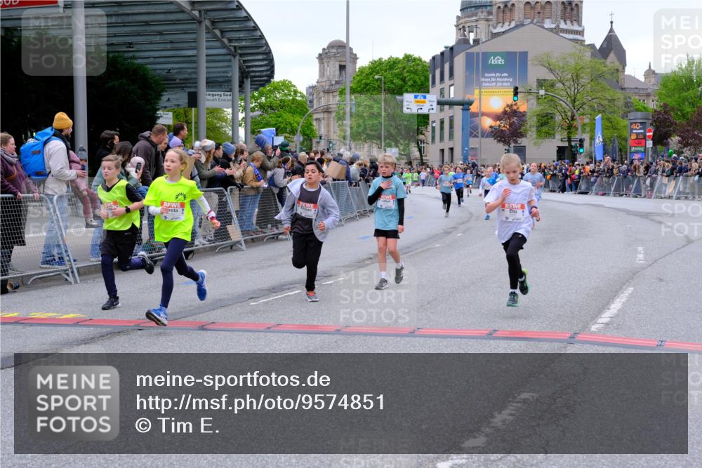 25.04.2026 - Das Zehntel Tim E. http://msf.ph/oto/9574851 25.04.2026 10:51:54 Ziel 5067, 5089, 5484, 6064, 6100, 6250, 6352, 6357, 6424, 6426, 7103, 7208, 7252, 7591, 7603, 7628, 7700, 7721, 7734, 7758, 7897, 7963, 8044, 8050 meine-sportfotos.de