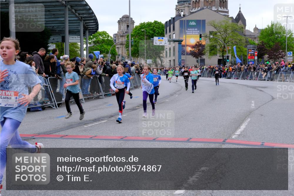 25.04.2026 - Das Zehntel Tim E. http://msf.ph/oto/9574867 25.04.2026 10:51:59 Ziel 5067, 5569, 6087, 6100, 6352, 6357, 6426, 6869, 7252, 7591, 7603, 7628, 7700, 7721, 7734, 7758, 8015, 8050 meine-sportfotos.de