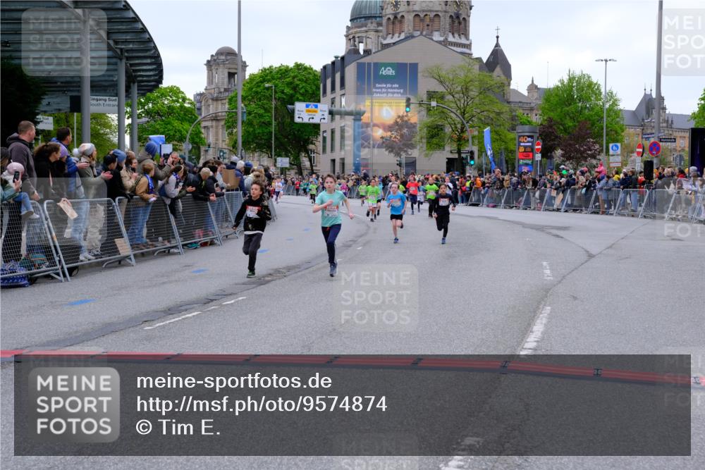 25.04.2026 - Das Zehntel Tim E. http://msf.ph/oto/9574874 25.04.2026 10:52:01 Ziel 5569, 6087, 6352, 6357, 6426, 6869, 7110, 7591, 7628, 7734, 7758, 8015 meine-sportfotos.de