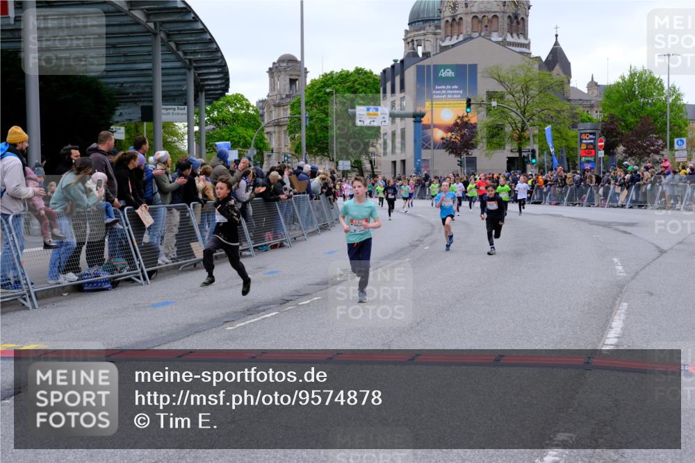 25.04.2026 - Das Zehntel Tim E. http://msf.ph/oto/9574878 25.04.2026 10:52:02 Ziel 5569, 6087, 6352, 6357, 6426, 6752, 6869, 7110, 7305, 7628, 7675, 7734, 7758, 8015 meine-sportfotos.de
