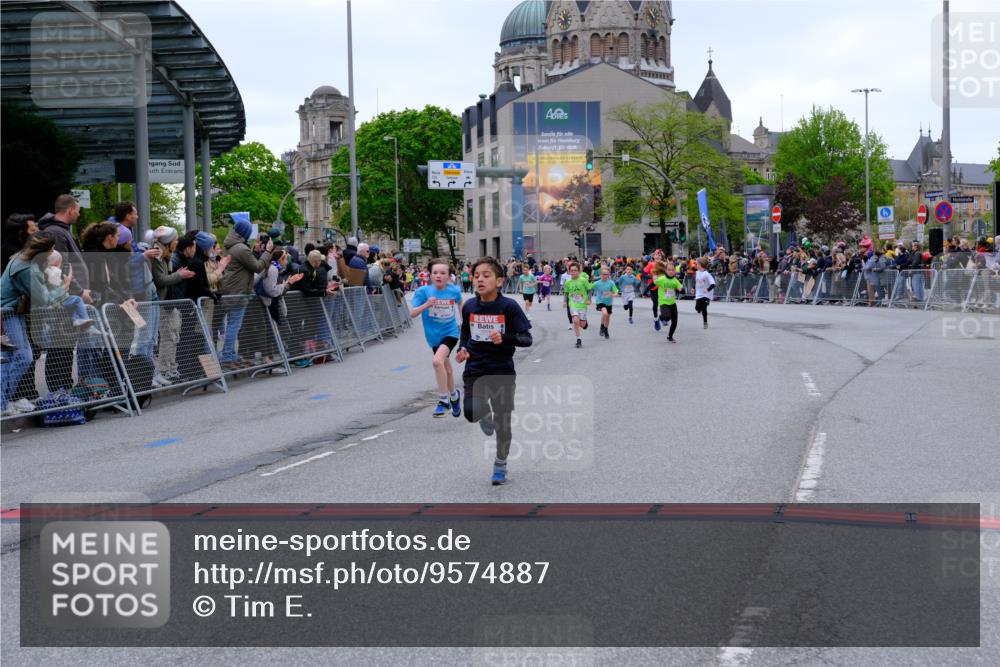 25.04.2026 - Das Zehntel Tim E. http://msf.ph/oto/9574887 25.04.2026 10:52:04 Ziel 5176, 5569, 6087, 6352, 6357, 6426, 6752, 6766, 6869, 7110, 7142, 7305, 7436, 7628, 7675, 7734, 7758, 8015, 8042 meine-sportfotos.de