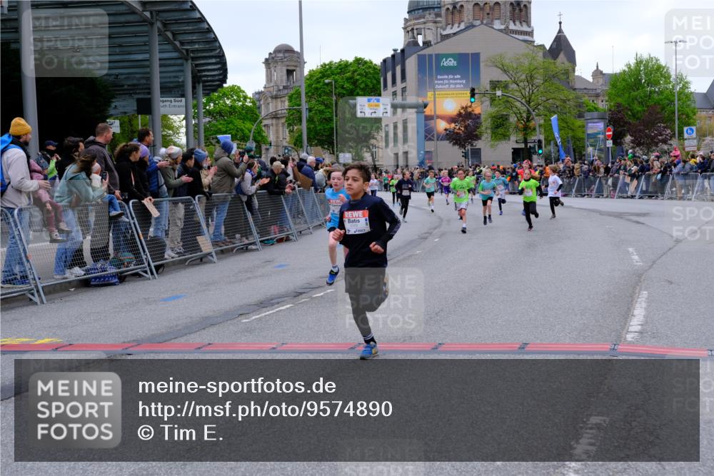 25.04.2026 - Das Zehntel Tim E. http://msf.ph/oto/9574890 25.04.2026 10:52:04 Ziel 5176, 5569, 6087, 6352, 6357, 6426, 6752, 6766, 6869, 7110, 7142, 7305, 7436, 7628, 7675, 7734, 7758, 8015, 8042 meine-sportfotos.de